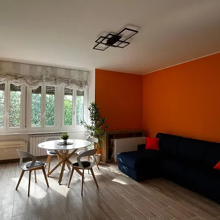 The Bright Place: Wide And Modern Condo Apartment In Milan-3